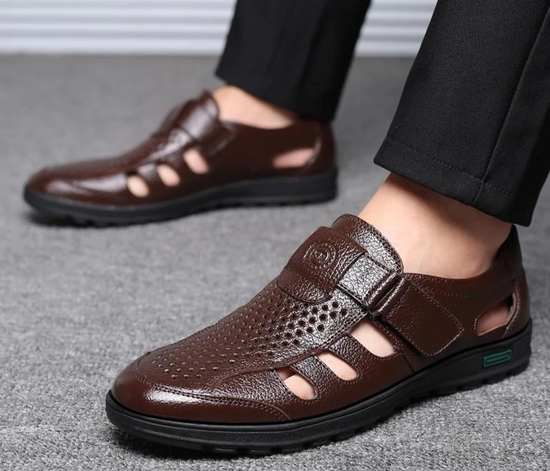 Men Breathable Genuine Leather Sandals 