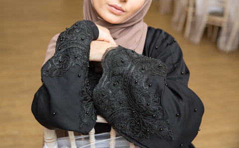 Black Pearl Lace Abaya