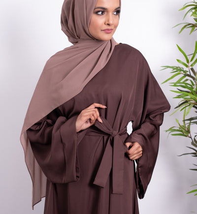 Aaliya Collections Walnut Closed Abaya