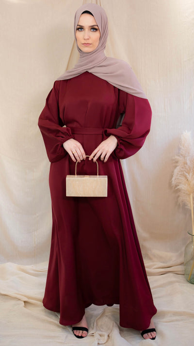 AALIYA COLLECTIONS Maroon Flare Closed Abaya