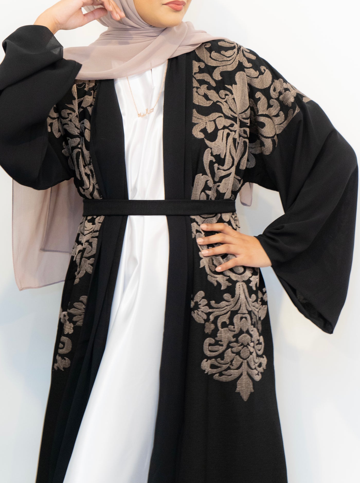 Mahvish Embroidery Abaya