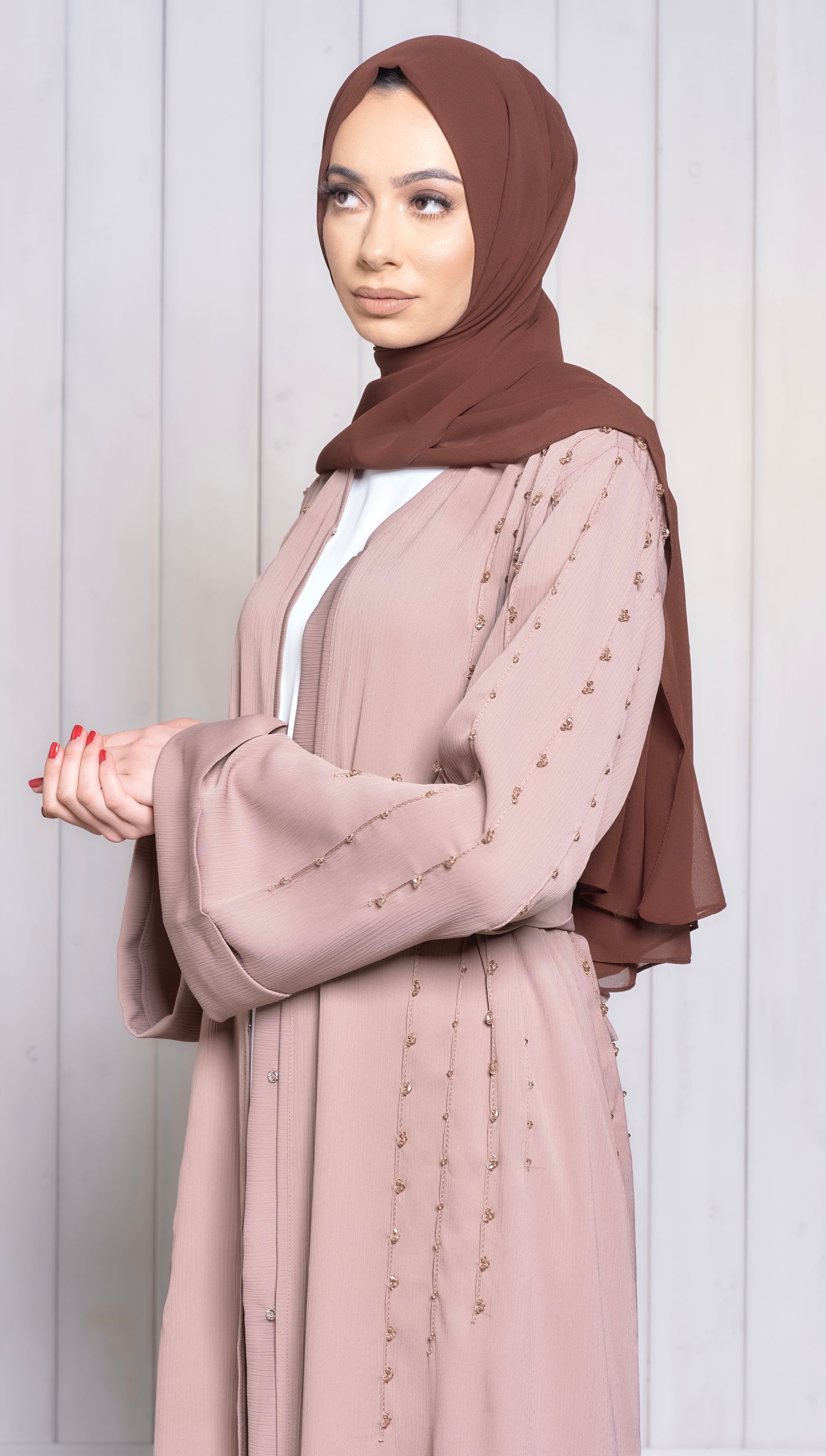 Aida Abaya - Mink