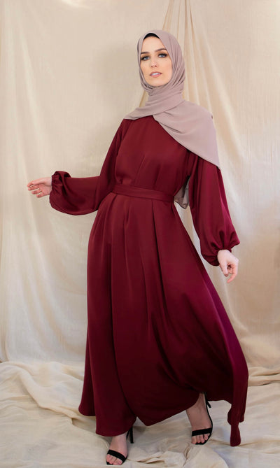 AALIYA COLLECTIONS Maroon Flare Closed Abaya