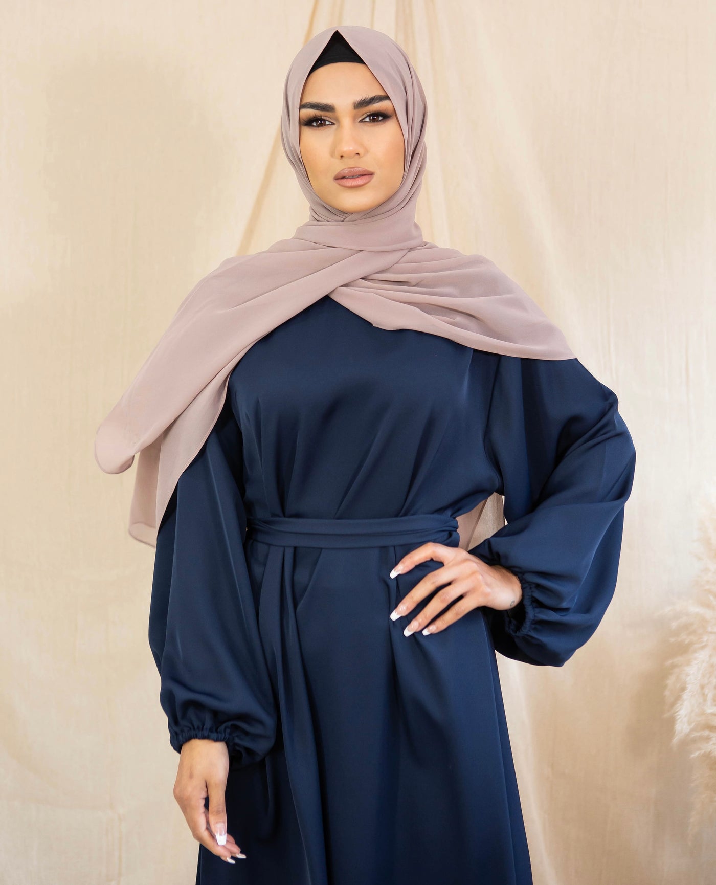 AALIYA COLLECTIONS Navy Flare Closed Abaya