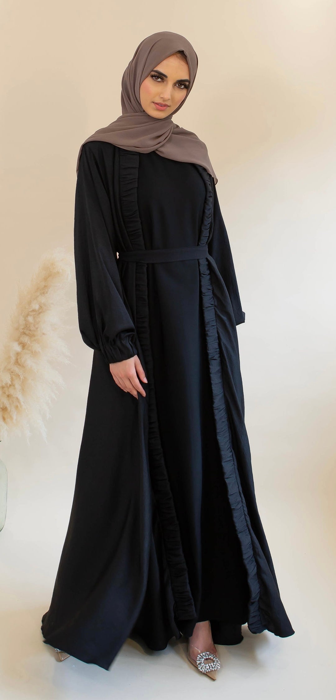 Aaliya Collections Ruffle Border Abaya - Black