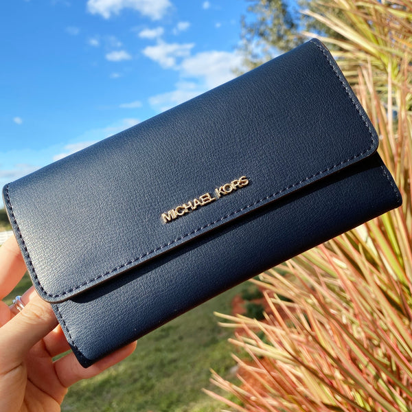 michael kors navy wallet