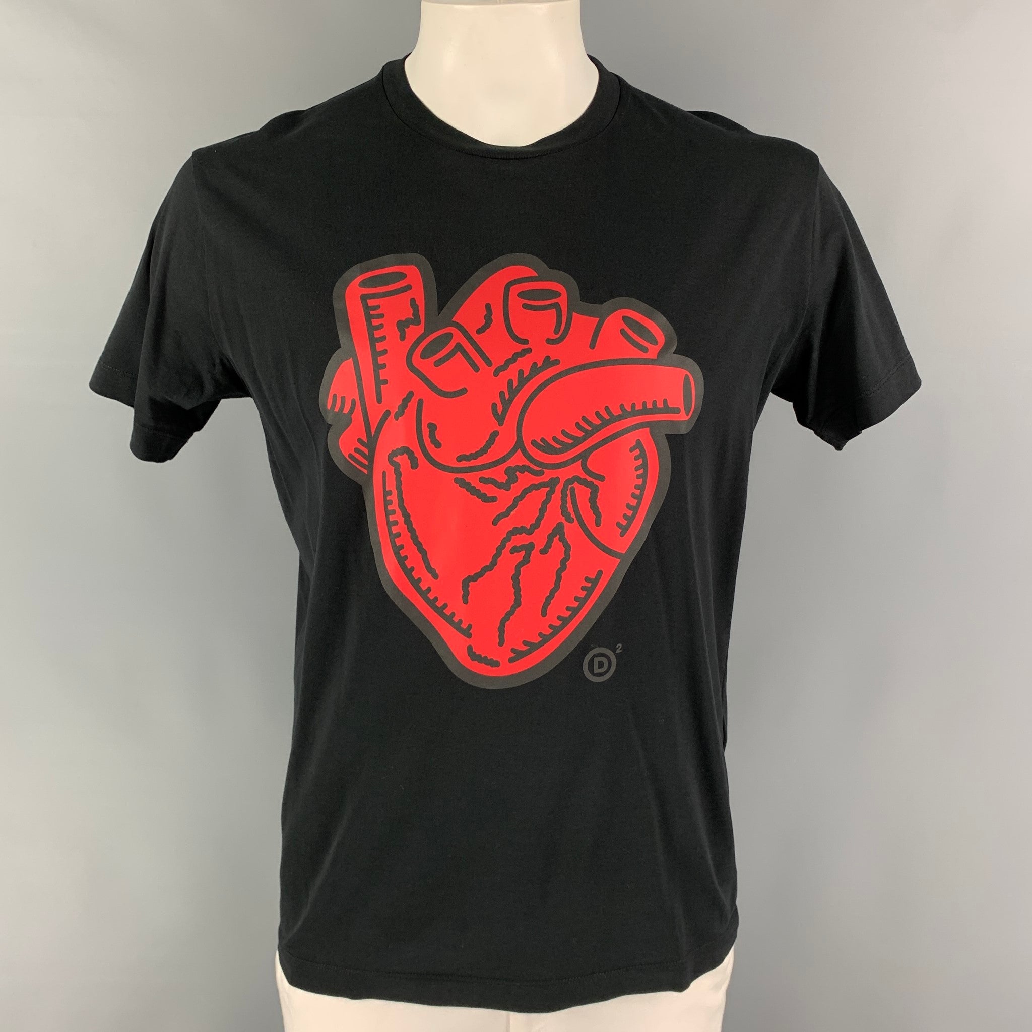 DSQUARED2 Size L Black Red Hearts Cotton T-shirt – Sui Generis Designer Consignment