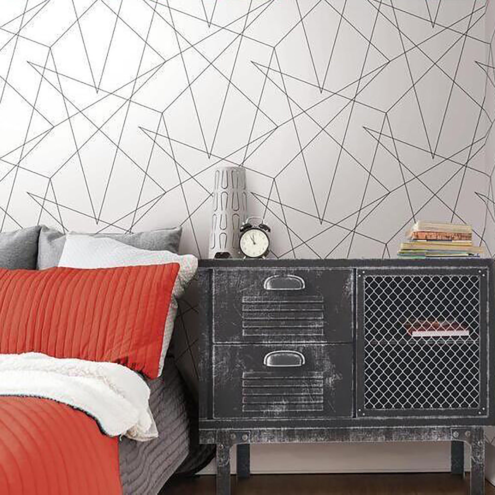 WM980117 WM Triangle Geometric lines black white modern 3d Wallpaper –  wallcoveringsmart