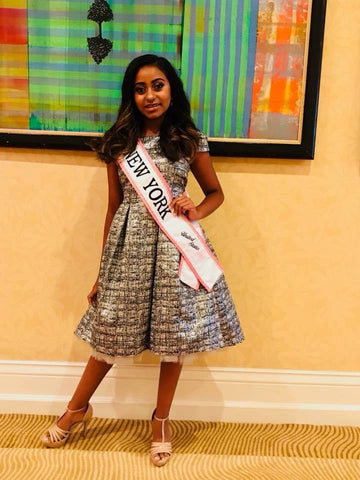 Little Miss New York United State 2018, Alana Smith wearing Kids Dream Style #400 for her pageant interview at Little Miss United States Pageant