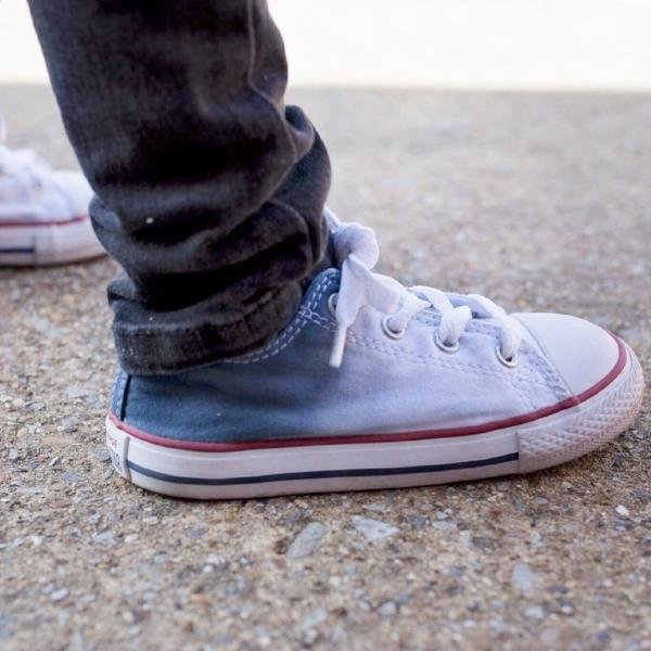 converse faded blue