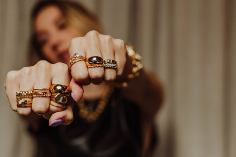 How To Master Jewelry Stacking By Fine Jewelry's Leading Tastemakers