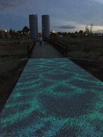 Jill MacKay's glowing "Wave Walk" design using AGT™ Glow Stones, night time view