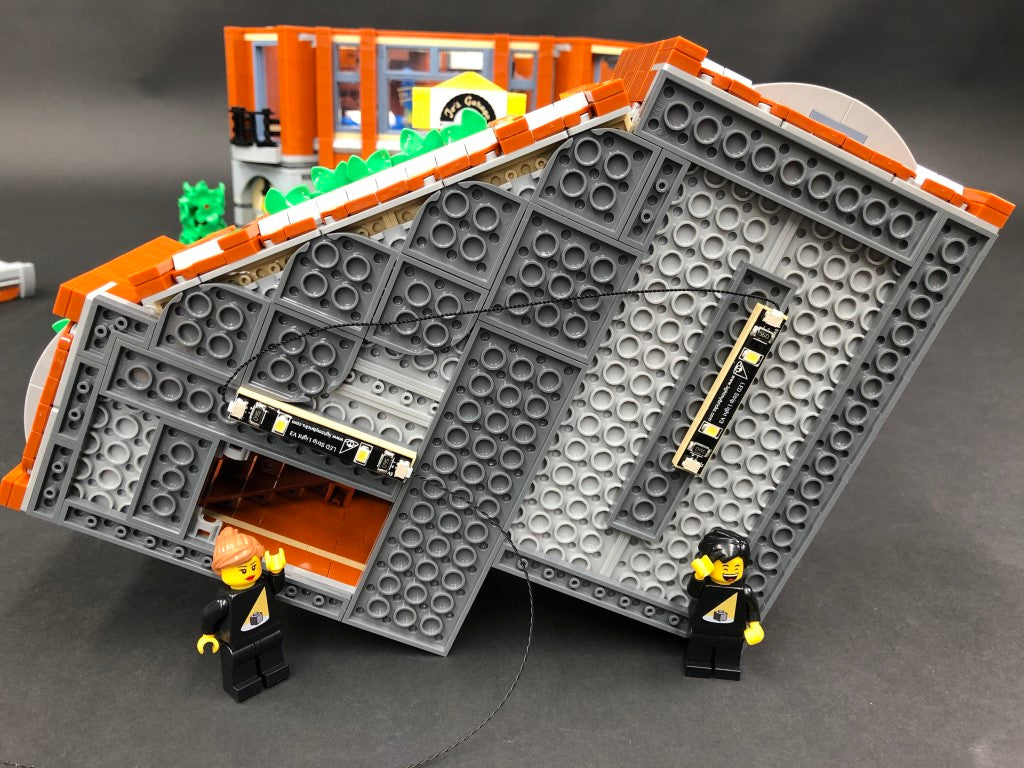 LEGO Corner Garage 10264 Internal Lights