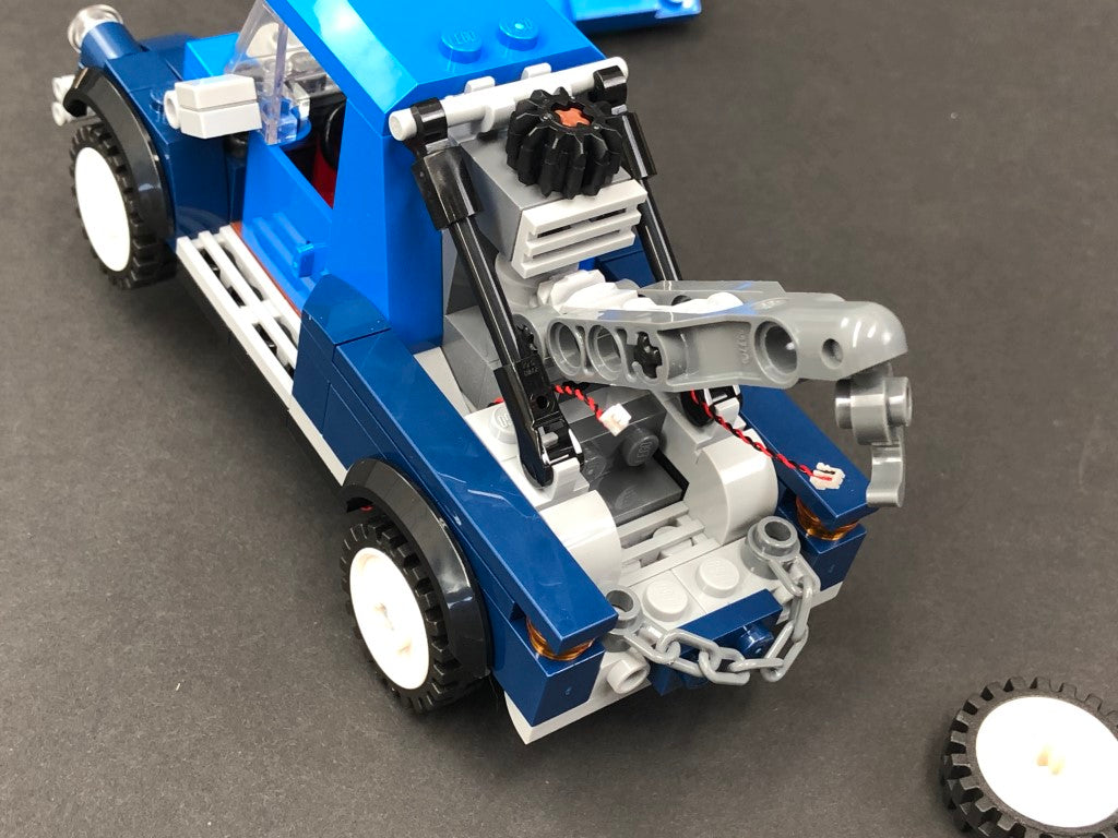 LEGO Corner Garage 10264 Adding Lights To Pick Up Truck
