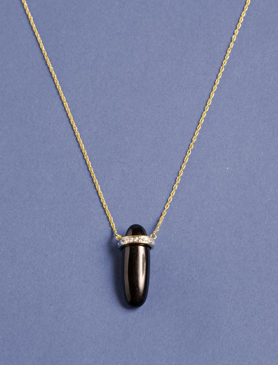 Vergoldete Turmalin Kette mit ovalem Edelstein Anhänger und weißen Zirkonen