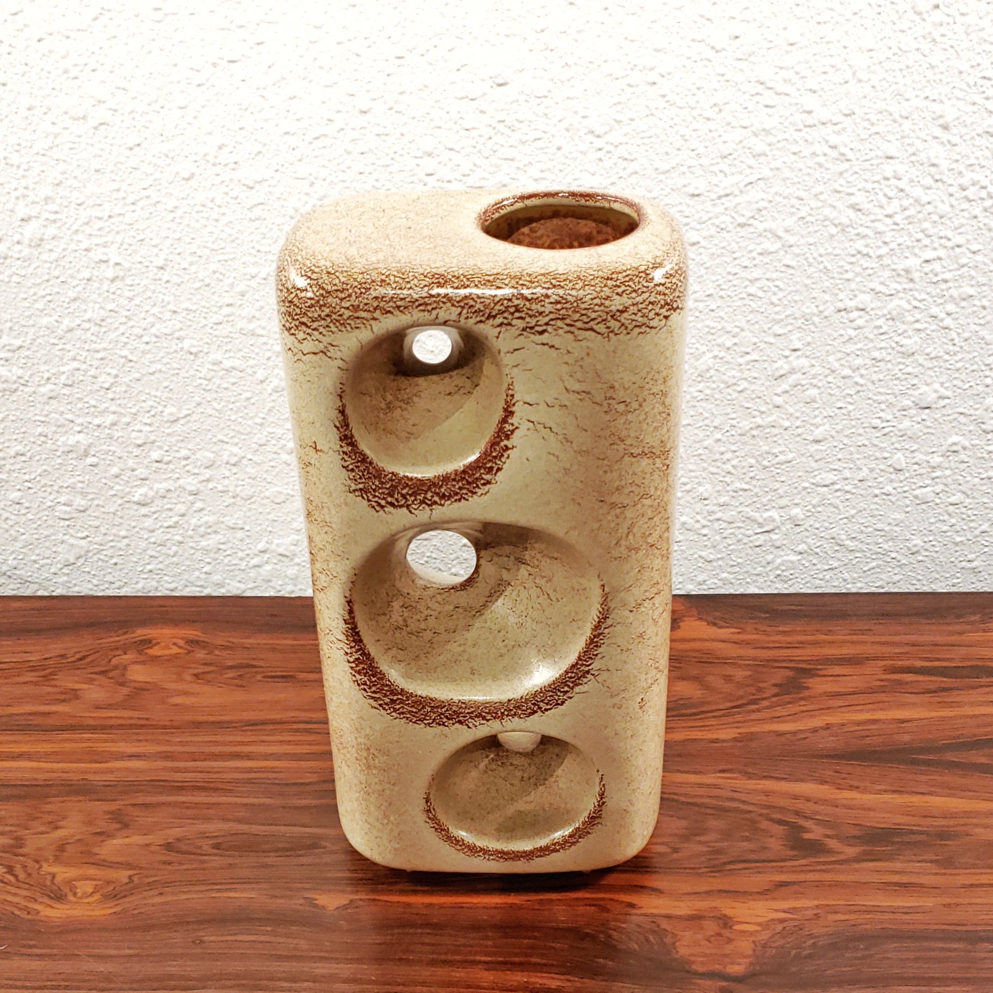 BERTONCELLO 'SCREZIATO HAVANA' CHIMNEY VASE