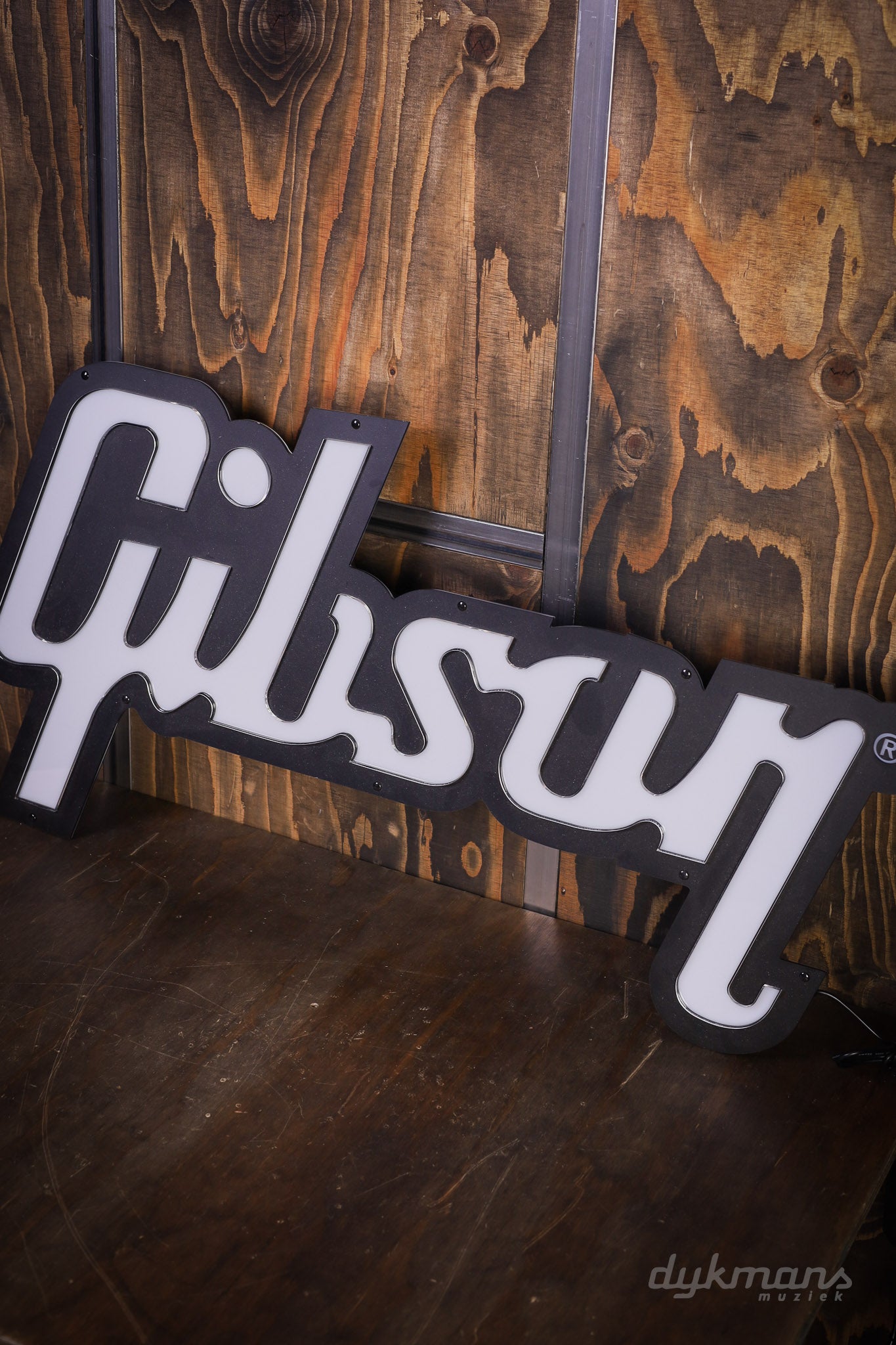 Brandweerman Brig Inloggegevens Gibson Logo met led verlichting – Dijkmans Muziek