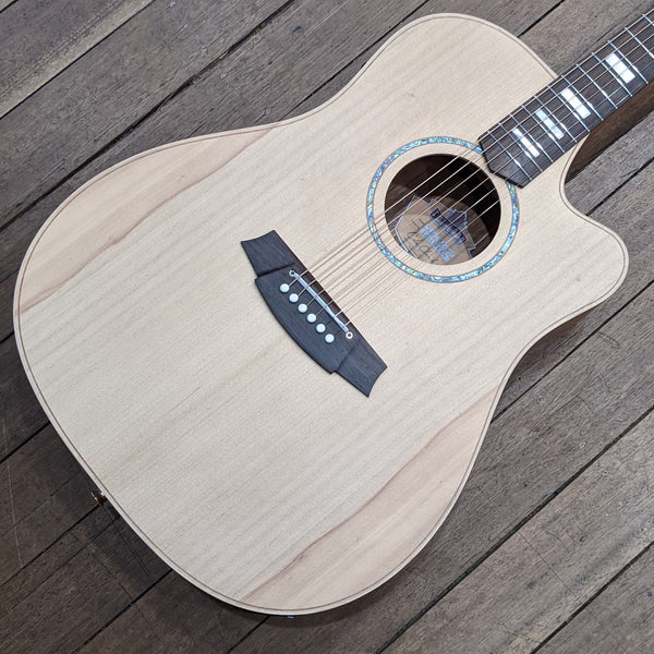 cadenza acoustic guitar price