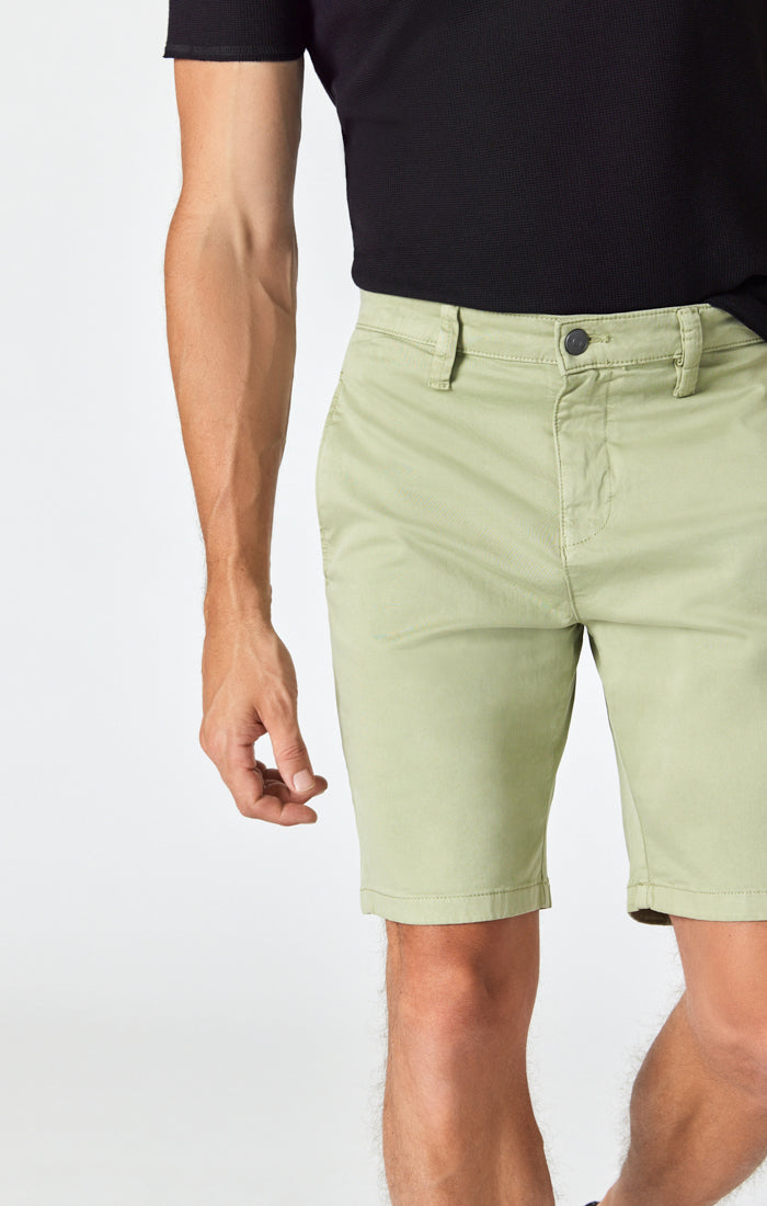 SIMON SHORTS IN RESEDA TWILL Image 3