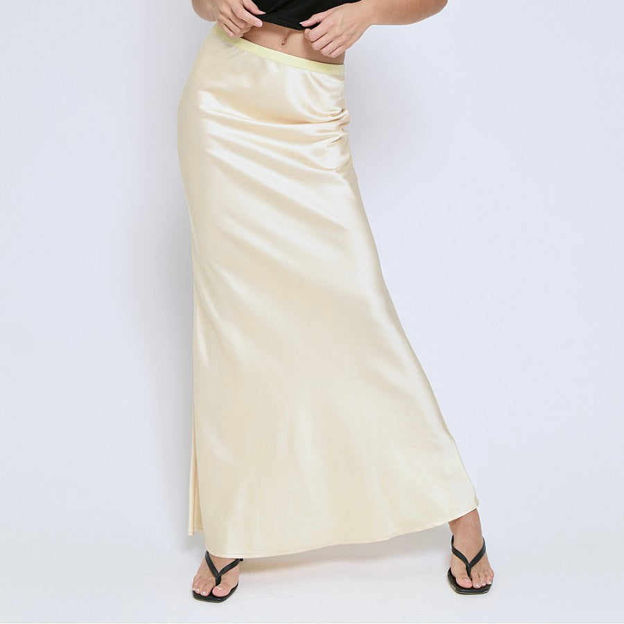 “Erica” satin skirt