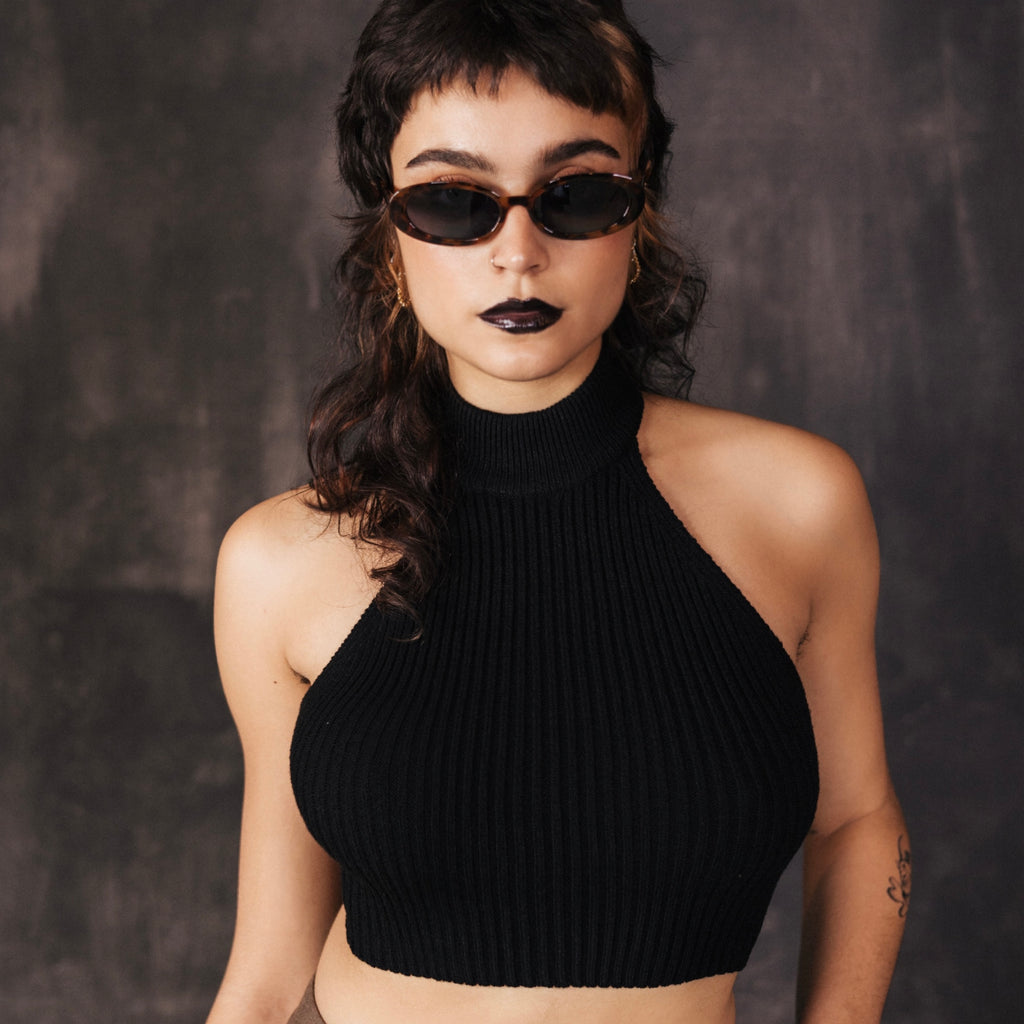 “bianca” turtle neck crop