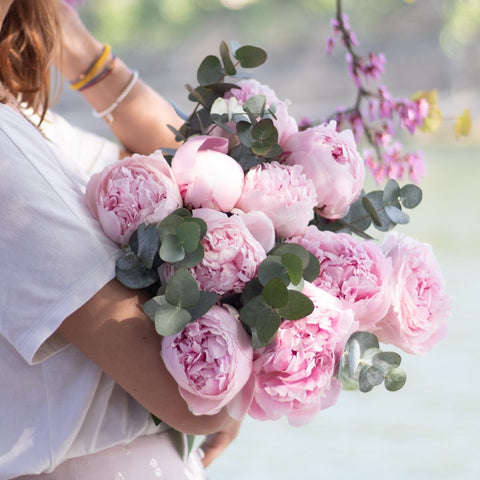 Idée cadeau Fête des Mères bouquet pivoines Bergamotte