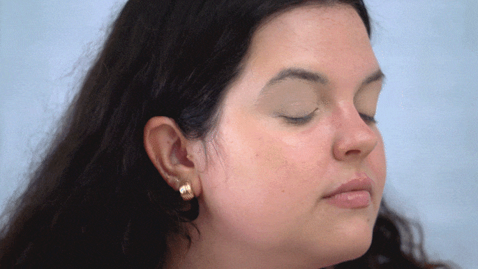 Ansley applying powder