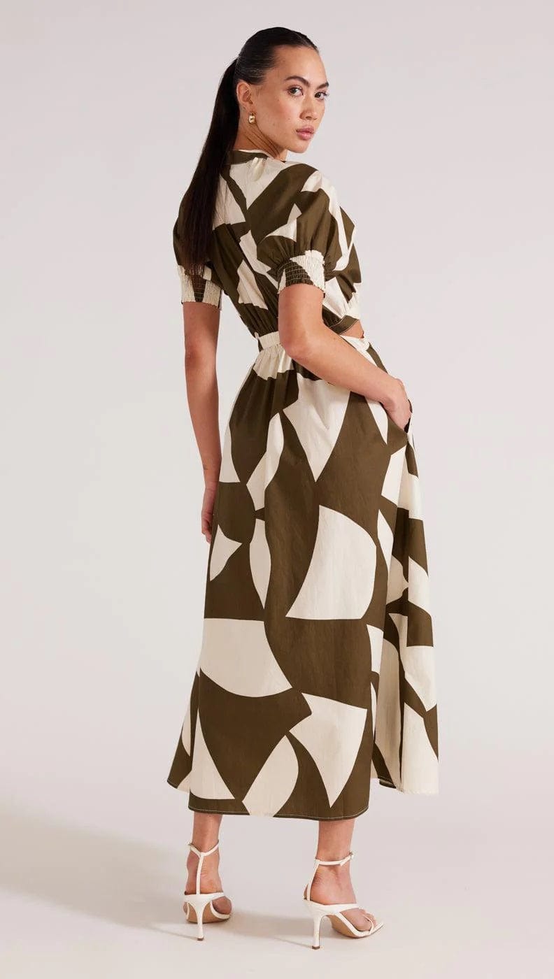 Moda Cutout Midi Print Dress