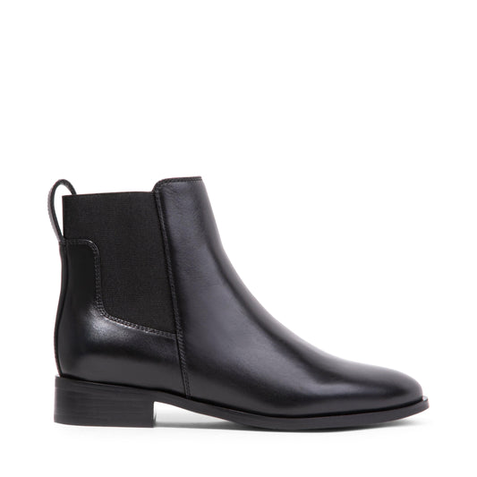 Callie Chelsea Boot