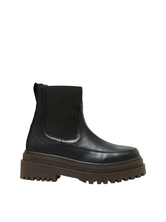 Asta Chunky Chelsea Boot