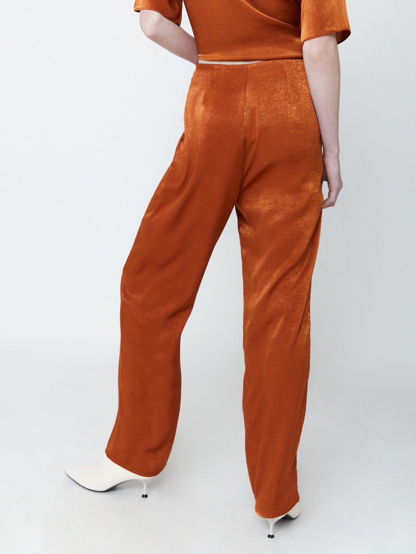 Satin Devera Flow Pant