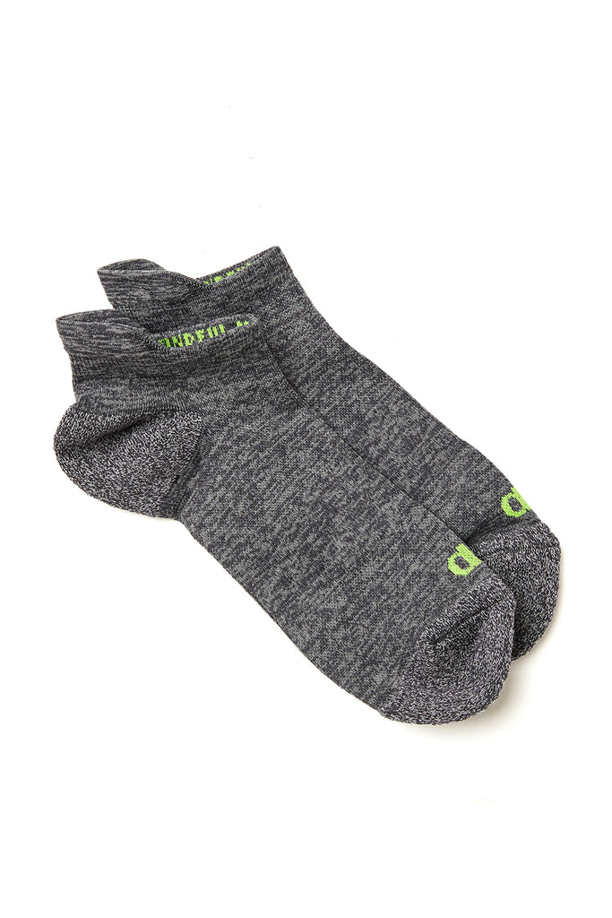 Alo Yoga Men's Performance Tab Sock - Dark Grey Heather/Highlighter. 2