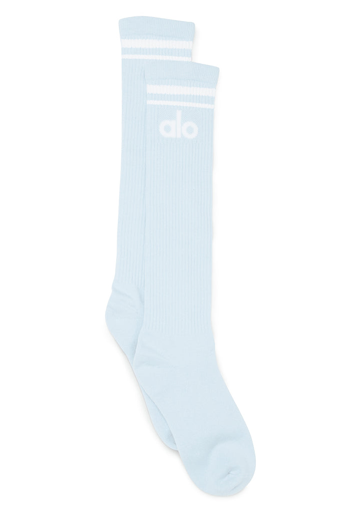 Alo Yoga® Throwback Socks - Powder Blue/white