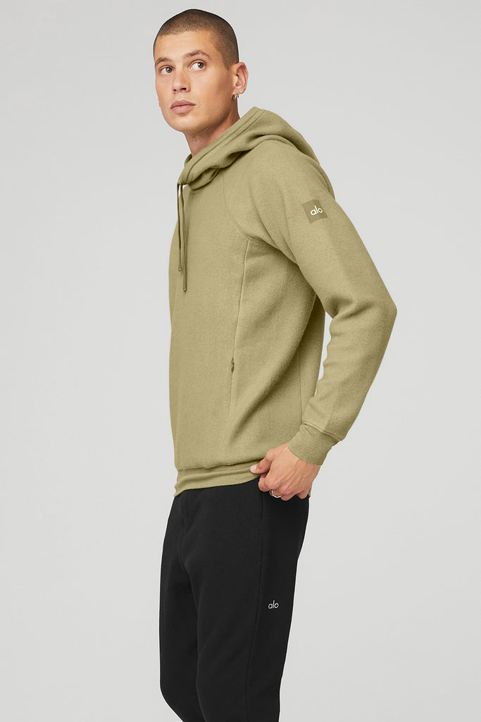 Alo Yoga The Triumph Hoodie - Wasabi. 1