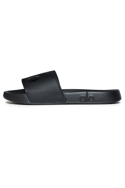 Alo Yoga Men's It Slide 2 - Black. 3