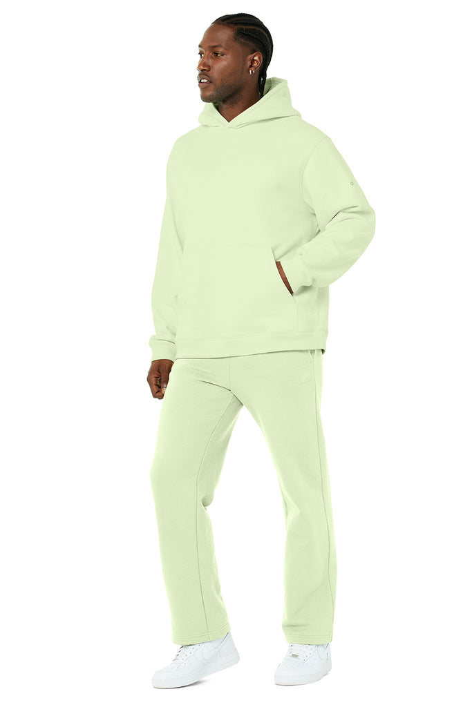 Alo Yoga Men's Renown Hoodie & Renown Sweatpant Set. 2