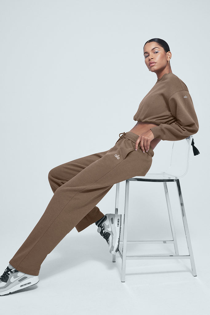 Accolade Sweatpant in Hot Cocoa by Alo Yoga