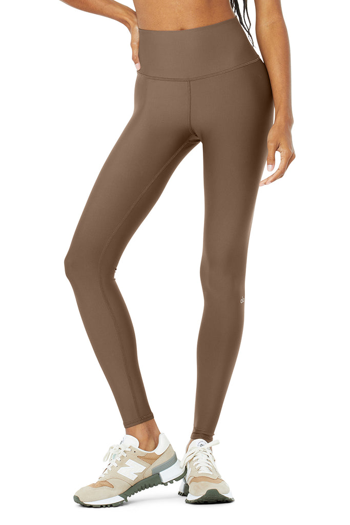 Alo Yoga 7/8 High-Waist Airlift Leggings in cranberry in 2023