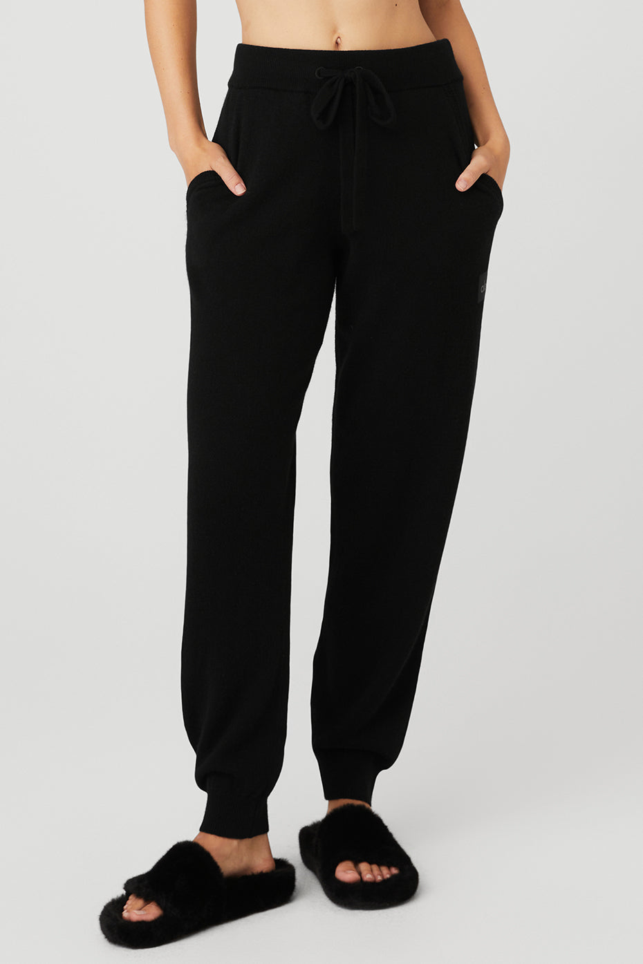 High-Waist Cashmere Jet Set Pant - Black | Alo Yoga