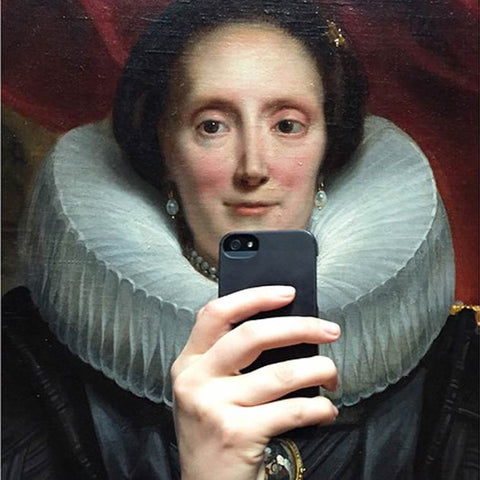 take selfie - nobilified