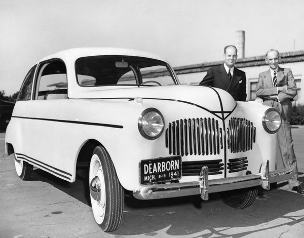 Henry Ford hemp plastic car