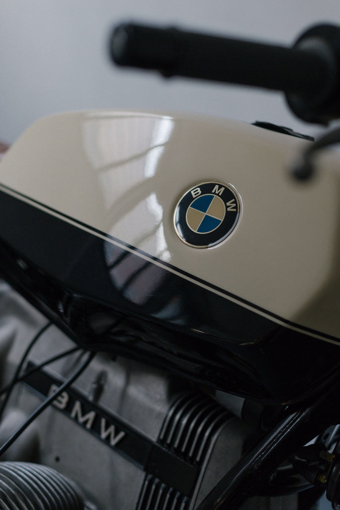 Apache Custom Motorcycle BMW R65 detail gas tank