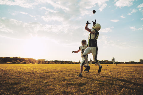 How-can-arm-sleeves-for-football-up-your-game