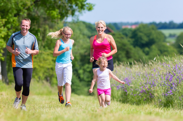 Get-colorful-running-socks-for-the-whole-family