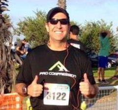 PRO Compression Ambassador Scott running with PC shirt