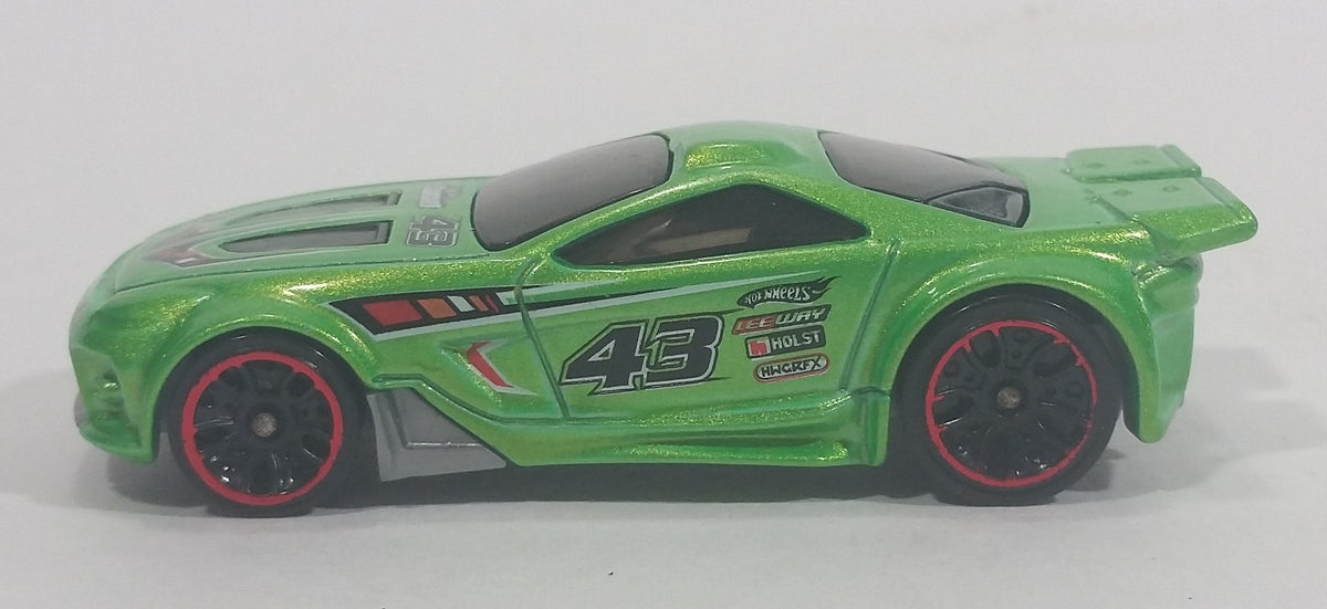 2011 i Hot Wheels SCORCHER #240 ∞ Green ∞ Video Game.