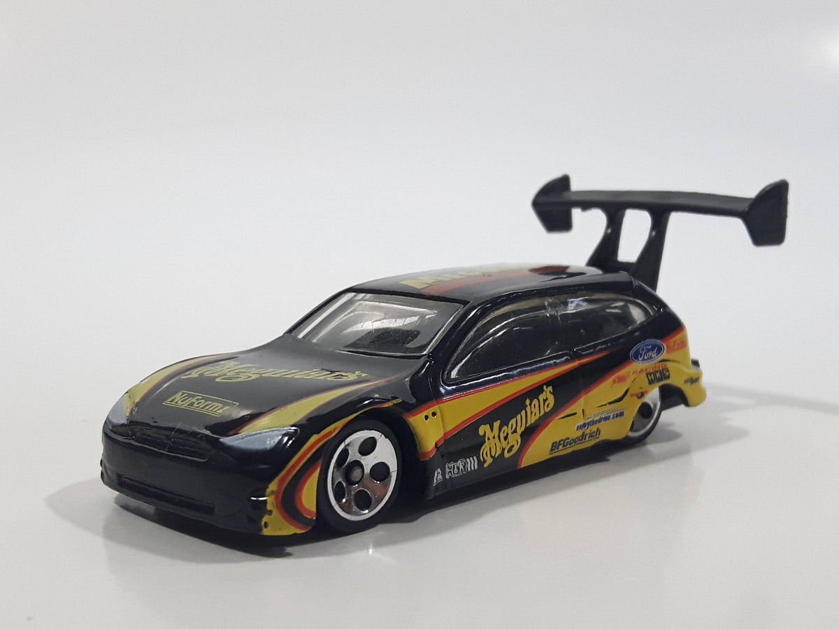 hot wheels ford focus 2001