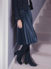 The Avocet moulds to the silhouette, and is super chic in navy suede.