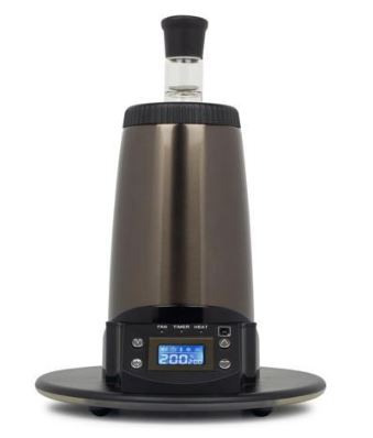 arizer extreme q vaporizer in use with lights on