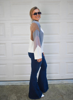 The Lola Colorblock sweater- Lavender mix